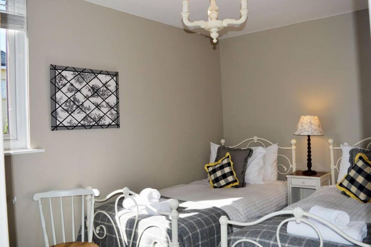 Number 20 - Central, Classic Style, Private And Parking Dartmouth Ngoại thất bức ảnh